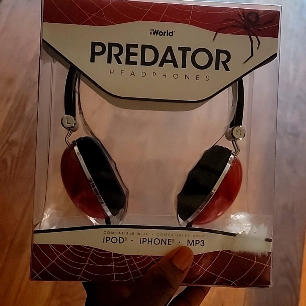 Gaming headphones